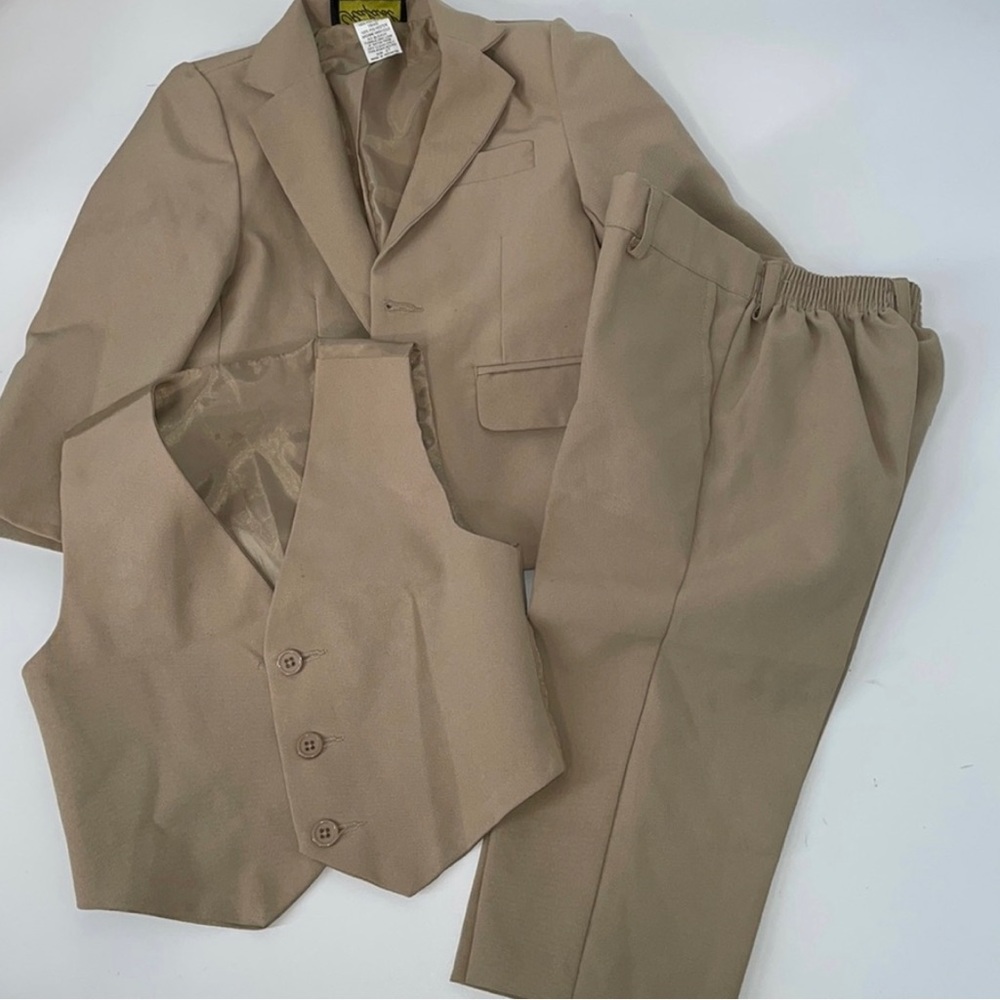 Boys 3 Piece Beige Suit Size 2T